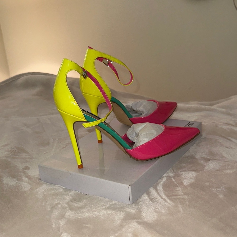 Nine West Vibrant Pink and Yellow Heels - Picture 3 of 3